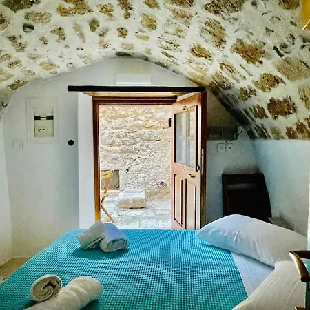 Vecchia Casa Sterna